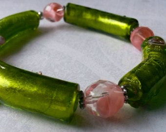 Pink Blossoms Floral Lampwork Glass Stretch Bracelet