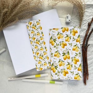Caderno de Viagem com Folhas Pontilhadas – Capa Limão – Tamanho Personalizado 19 × 11 cm TN_003