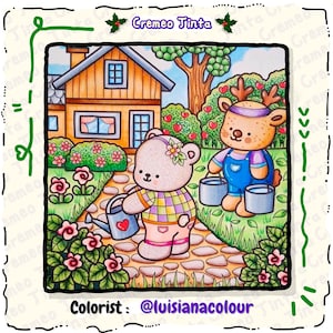 Może przedstawiać: Kapryśna ilustracja z misiem i jeleniem w ogrodzie. Miś podlewa kwiaty, a jeleń niesie wiadra. Dom i drzewa tworzą tło. Tekst brzmi "Cremeo Tinta" i "Colorist: @luisianacolour".