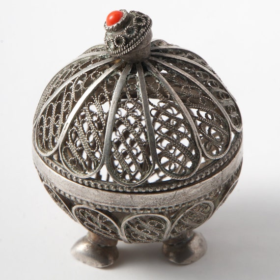 Filigree Jewelry Box with an Orange Stone - image 3