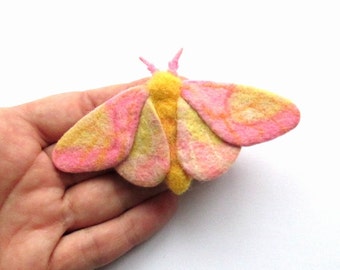 Needle felted, moth art, winged insect,brooch, insect lover gift, felted jewelry,mummy gift, moth art, textile art, women gift,flying insect