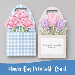 Puede incluir: Dos tarjetas de papel con forma de bolsa de flores. Una presenta claveles rosas en un bolsillo de cuadros azules. La otra tiene tulipanes rosas y morados con el texto "Thank you for everything. I love you!". Las tarjetas tienen un asa en la parte superior.