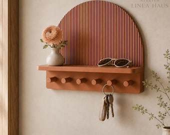 Modernes Schlüsselbrett mit Vase, minimalistischer Eingangsbereich, dekoratives Wandregal, Schlüsselregal mit Vase, neutrales Wohndekor, Wohngeschenk