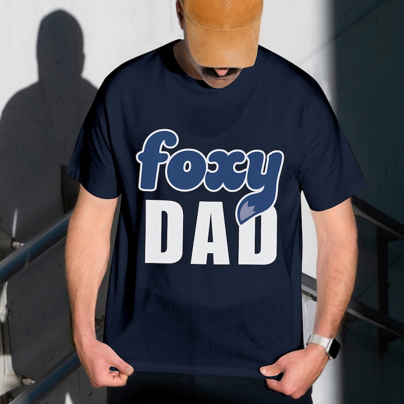 Camiseta de Foxy Dad con colores cómodos, camiseta de Nick Wilde, camiseta de Zootopia 2 de Disneyland, camiseta de Walt Disneyworld, camiseta de Nick y Judy, regalo para papá de Disneyland imagen 1