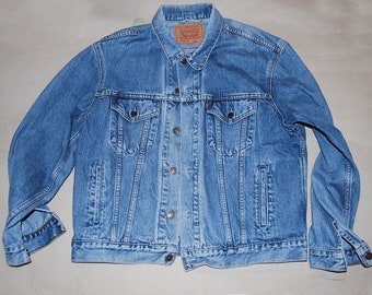 Levi's trucker jacket size L