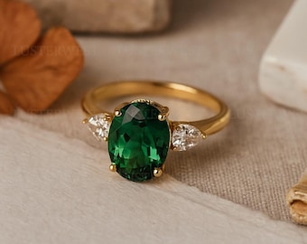 Oval Cut Green Emerald Ring – 14K Yellow Gold Three Stone Engagement Ring, Classic Vintage Wedding Ring for Women, Gift for Her
