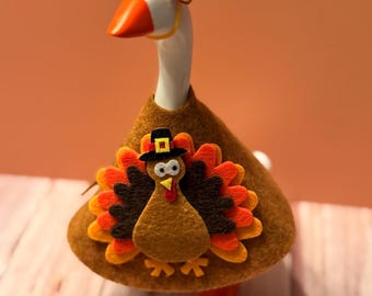 Handmade Felt Turkey Outfit for Desk Goose, Thanksgiving Costume with Bow