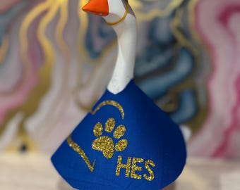 Custom School Spirit Goose Outfit: Personalized Mascot, Team Colors (6–8 Inch)