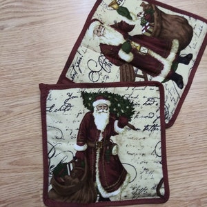 Hot Pad Pot Holder Christmas Kris Kringle Santa  2 pc set