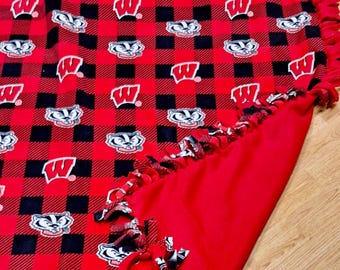 Wisconsin Badger Std. Size Fleece Tied Blanket