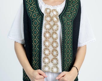 Folk Weste für Dame, Stickerei Weste Traditionelle Weste Folk Weste für sie Stickerei Lady Weste Oma Geschenk Mutter Geschenk Traditionelle Weste