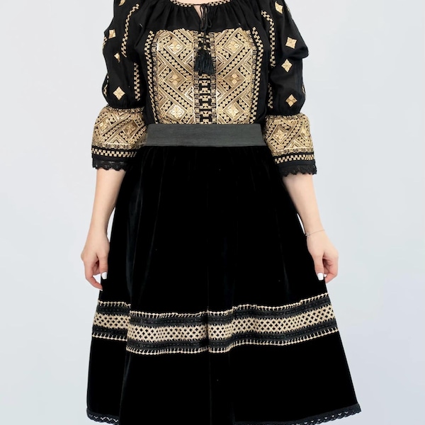 SET Folk woman Skirt and Shirt & Belt with Rich embroidery , Neutral colour Rich Embroidery lady Set Traditional folk woman set Mother gift