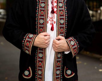 Jaqueta preta masculina, jaqueta de lã para ele, jaqueta folclórica bordada, estilo tradicional dos Balcãs, mistura de lã