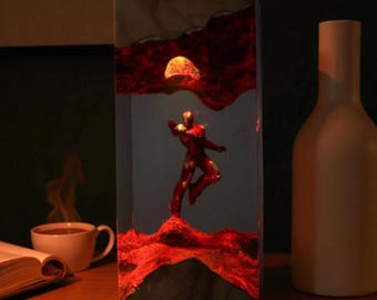 Super Hero Night Light: Figure Resin Diorama Resin, Personalized Epoxy Superhero Lamp for Comic Fans Bedroom Decor