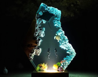 Epoxy Resin Ocean Lamp, Manta Ray & Diver Diorama Night Light