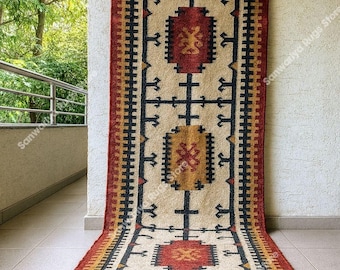 Handwoven Wool Jute Kilim Rug: Bohemian Southwestern Decor