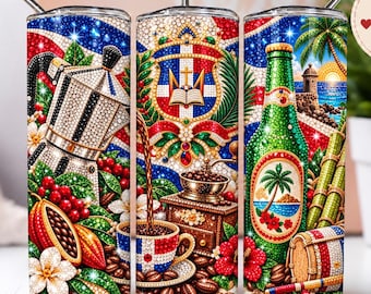 Puede incluir: Tres vasos cilíndricos con pajitas de metal que presentan un diseño vibrante estilo arte de diamantes. Los gráficos muestran una cafetera moka, granos de café, cacao, el escudo de la República Dominicana, un molinillo, una botella y paisajes tropicales.
