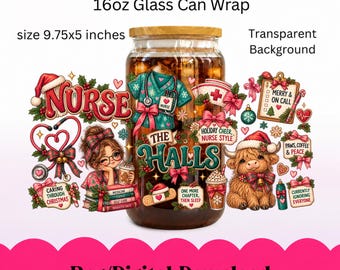 Puede incluir: Un diseño de envoltura para vaso de 16oz que mide 24,77x12,7 cm con gráficos de enfermería navideños, incluyendo un estetoscopio, un uniforme, una vaca highland y el texto Nurse The Halls, Merry & On Call y Caring Through Christmas.