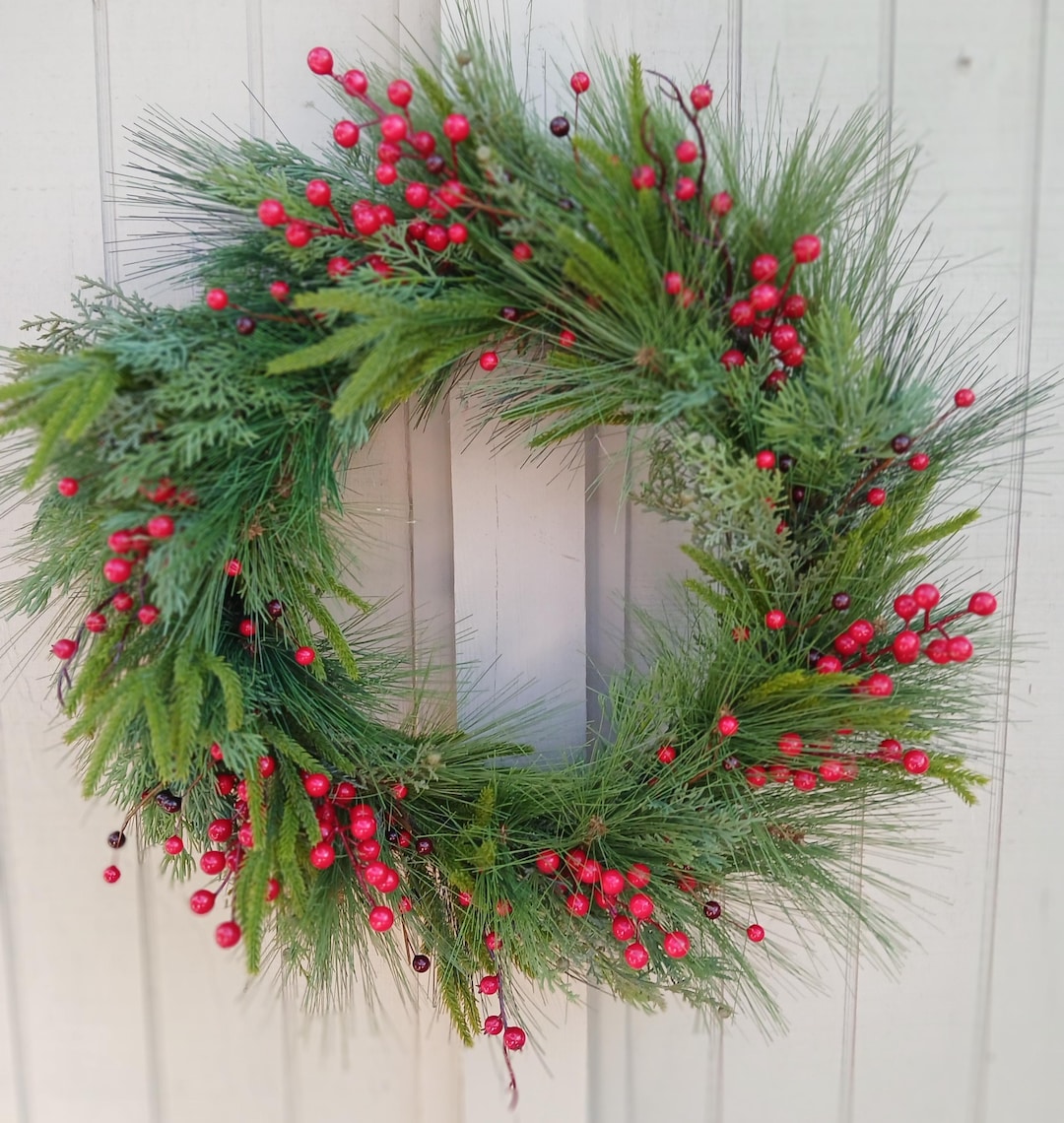 Christmas Wreath With Red Berries and Mixed Evergreens. Faux Evergreen ...