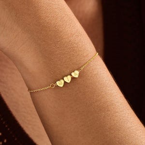 Dainty 3D Heart Pendent Bracelet,Personalized Heart Charm Bracelet,Minimalist Initial Heart Bracelet,Birthday Gift, Anniversary Gift for Her