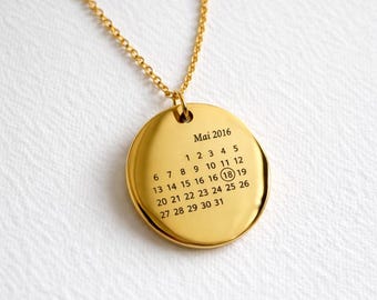 Personalized Calendar Necklace, Engraved Date, Couple Keepsake Jewelry, Birthday Gift for Women, Personalized Medallion Necklace