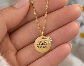 Personalized gold daisy necklace – engraved stainless steel disc pendant, minimalist name necklace, gift for women