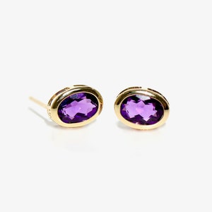 14k Gold Oval Shaped Amethyst Stud/Earrings