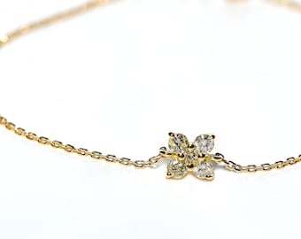 18k Diamond Four Leaf-Clover Chain Bracelet. Layering Bracelet