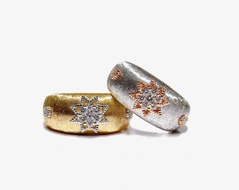 Anillo de cóctel Starburst de diamantes en oro cepillado de 18 k