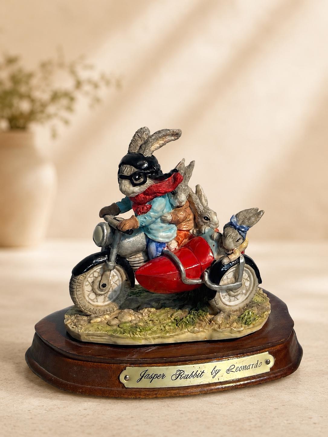 Leonardo Rabbit - Etsy