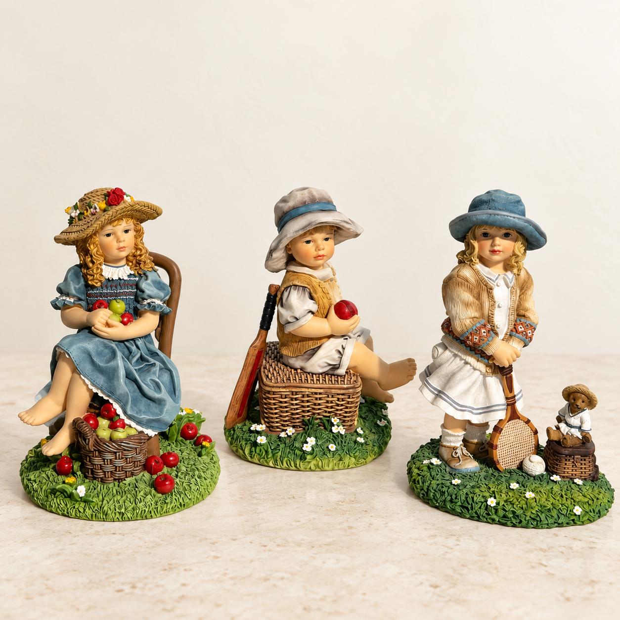 クリサリス　クリスティン・ハワース　レオナルドコレクション The Leonardo Collection Crisalis - Etsy