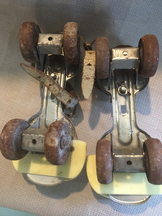 Vintage Kids Union Adjustable Roller Skates - image 3