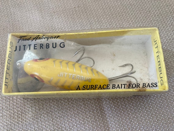 Vintage Jitterbug Fred Arbogast Yellow Silver V's Fishing Lure