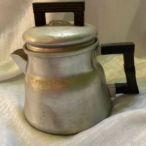 Vintage Wear-ever Aluminum Coffee Percolator Pot 3116 Vintage Wear-ever Aluminum Coffee Percolator Pot 3116