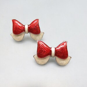 Vintage Enamel Christmas Bow Earrings: 1960s Red & White