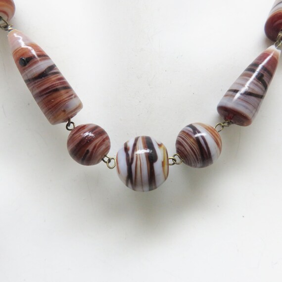 Brown and White Art Glass Beaded Necklace, Vintag… - image 6