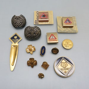 Collection of Vintage Boy Scout, Girl Scout Memorabilia