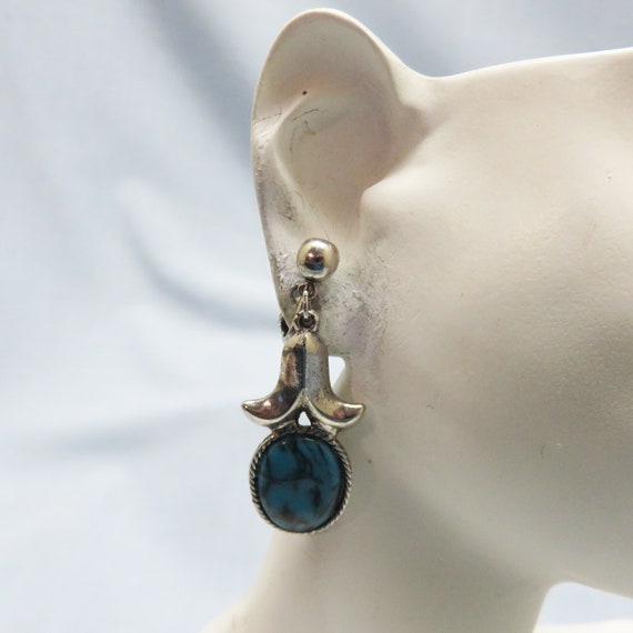 Turquoise Dangle Clip On Earrings, Silvertone Met… - image 8