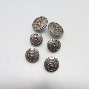MINT Set of 6 Vintage Golf Club Blazer Buttons - Black Bear and Golf Club Buttons