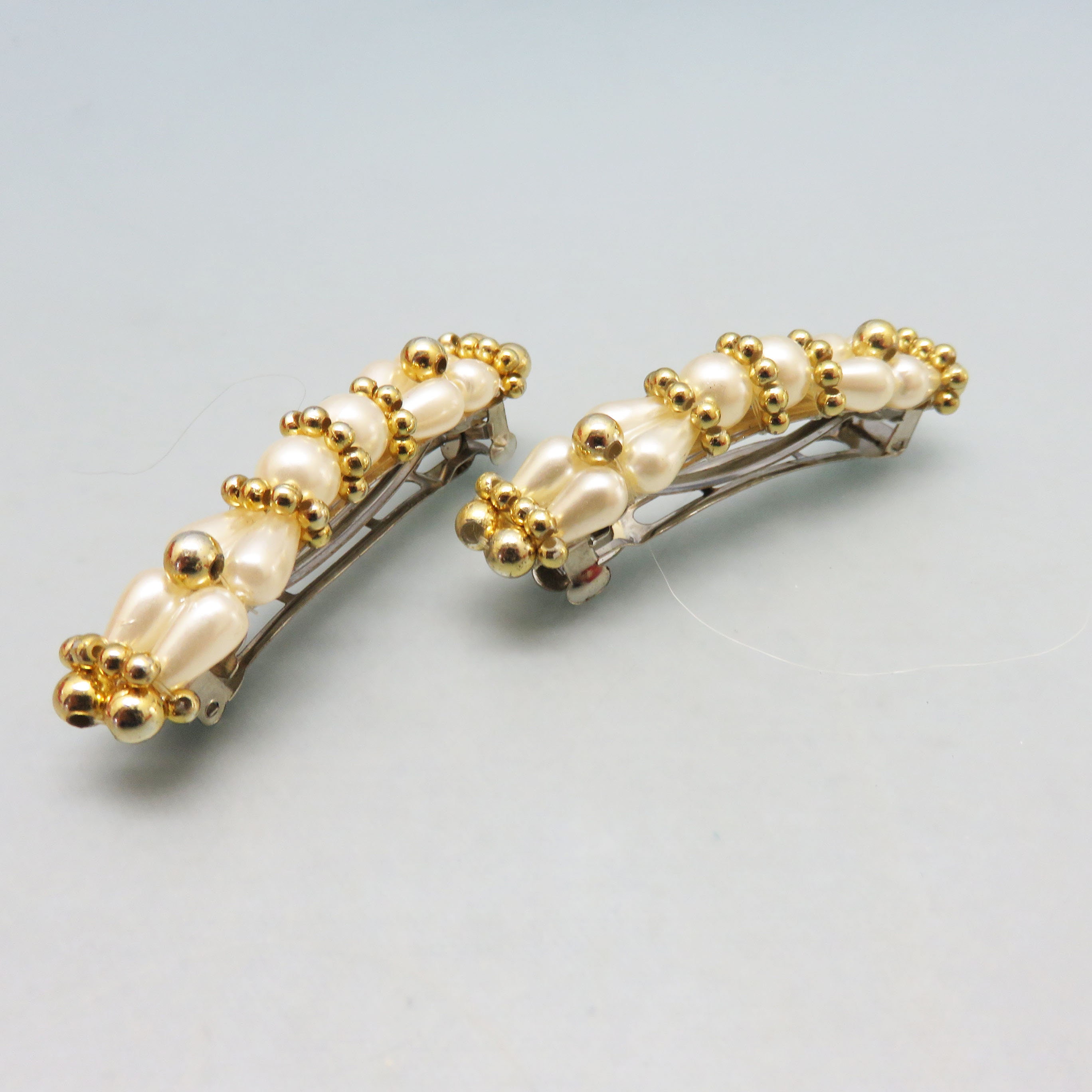 Vintage Elegant Faux Pearl Hair Clip or Barrette Pair, Faux  display picture 2