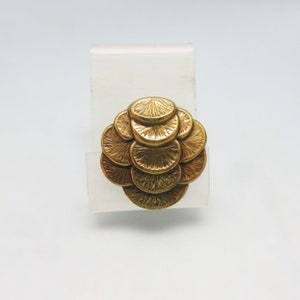 Vintage 1980s Hinged Golden Oval Design Scarf Clip