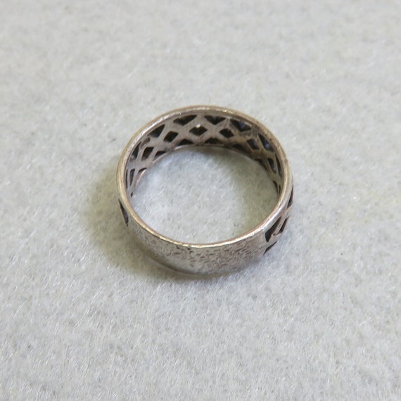 Vintage Sterling Silver Latticework Band, Size 7.… - image 4