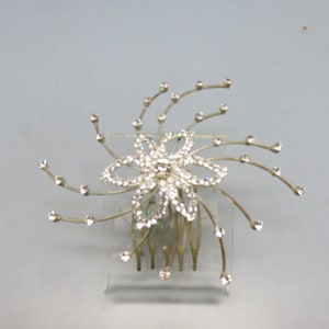 Vintage Large Silver Floral Spray Hair Comb, 3 1/2 Inches Wide, Over the Top Hair Comb*