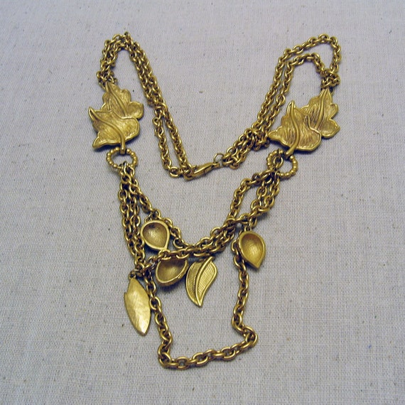 Sexy 1980s Gold Chain Acorns and Leaves Bib Neckl… - image 3