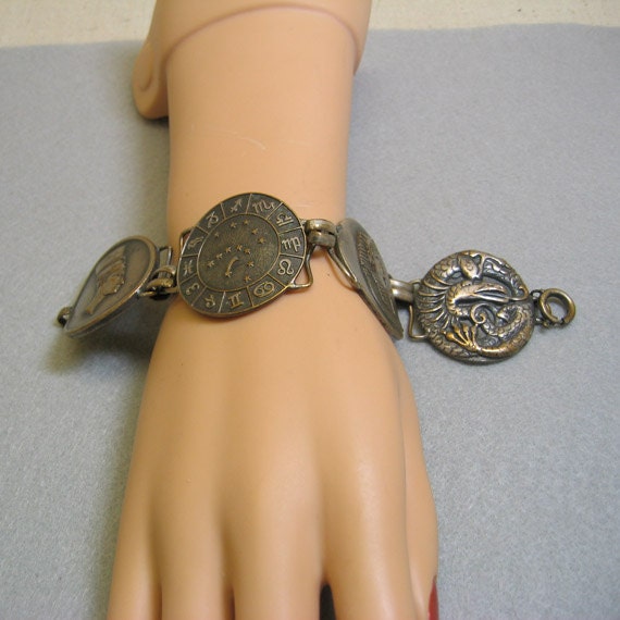 Egyptian Themed Aged Brass Link Bracelet, 1960s, … - image 3