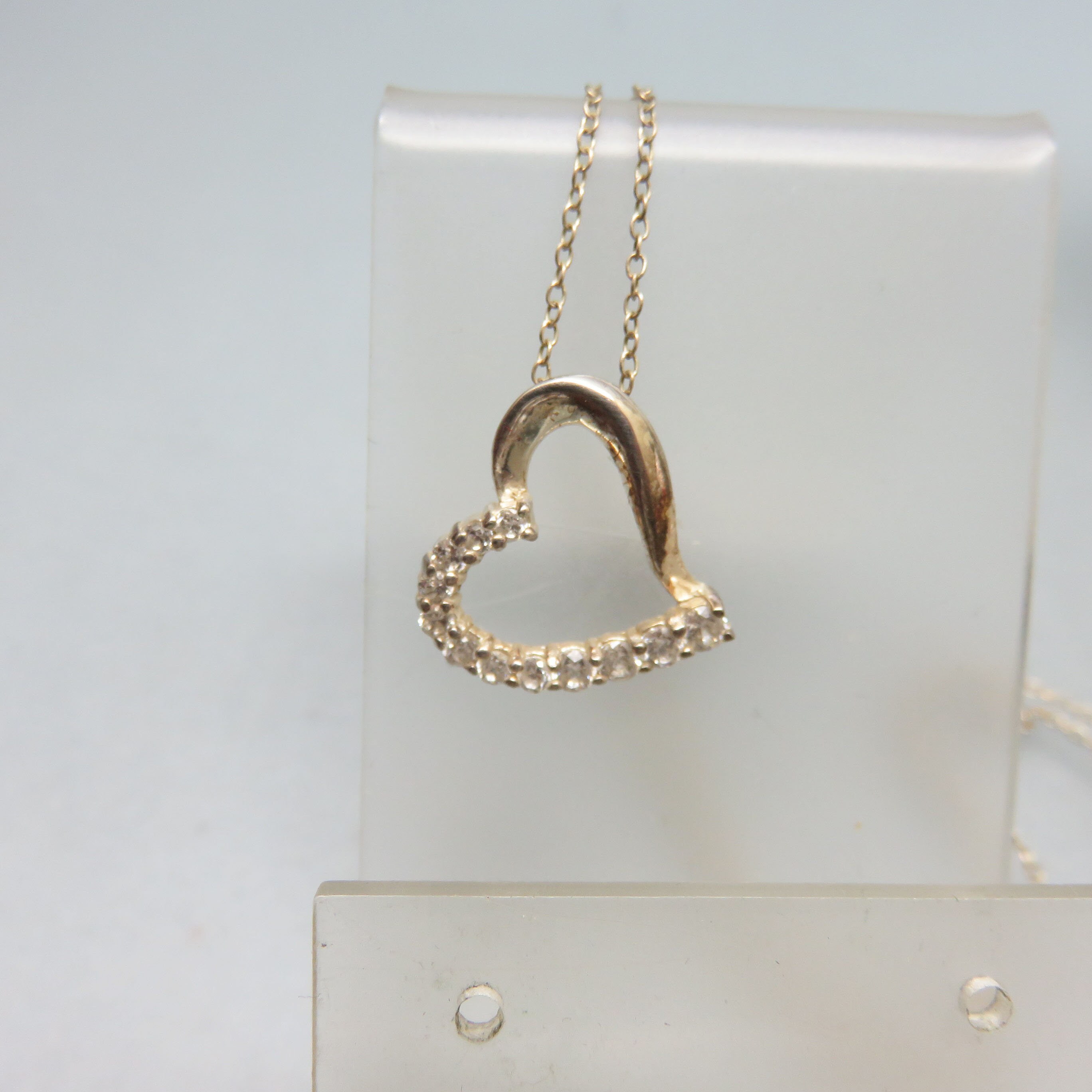 ヴィンテージ スターリングシルバー フローティングハートと