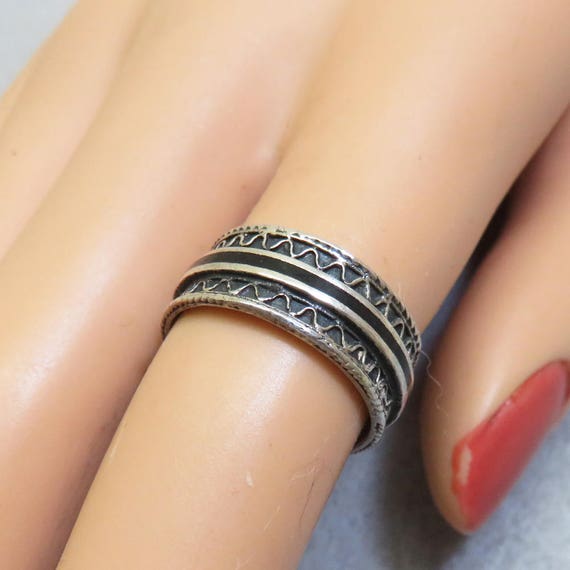 Vintage Solid Sterling Black Enamel Fancy Band Rin