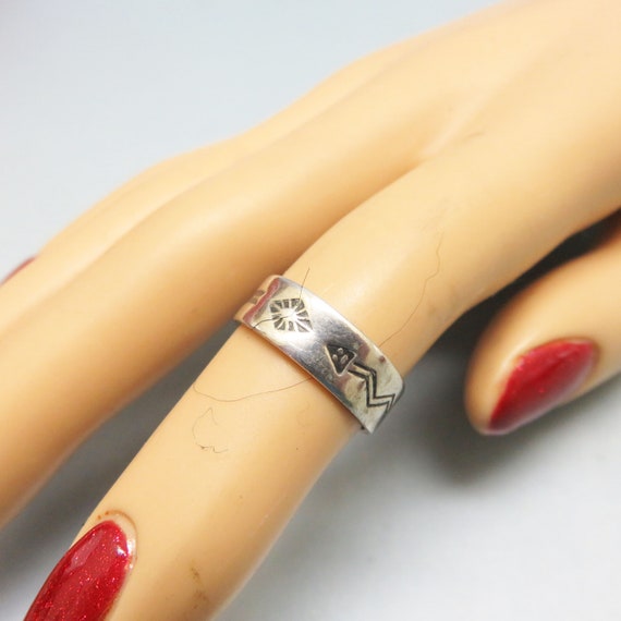 Southwestern Sterling Silver Band Ring, Size 5.50… - image 4