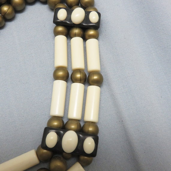 1980s African Design Plastic Bead Necklace, Gorge… - image 3