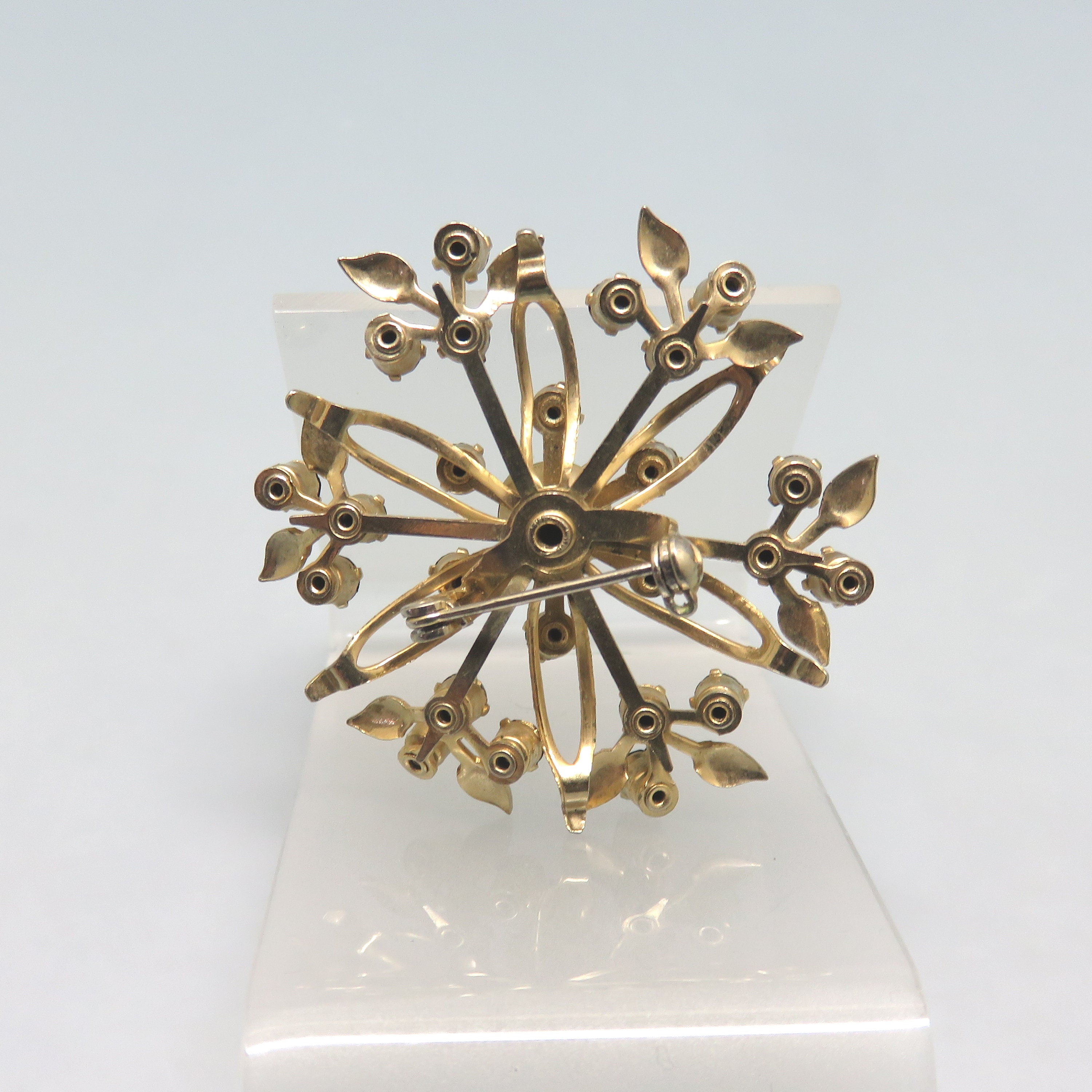 Starburst Brooch main image 1